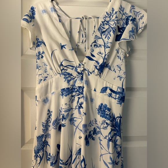 Lulu's Blue Floral Maxi Dress - Picture 5 of 5